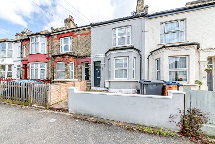 3 Bedroom Terraced House To Rent In Livingstone Road, Thornton Heath, CR7
