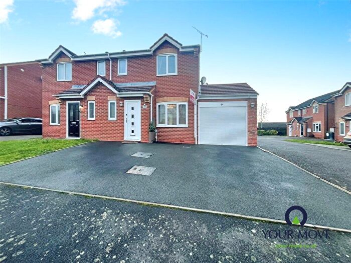 3 Bedroom Semi-Detached House For Sale In Pebblebrook Way, Bedworth, Warwickshire, CV12