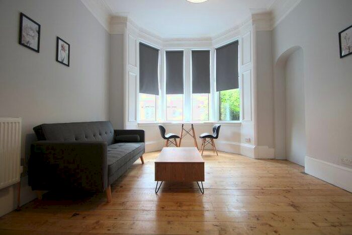 2 Bedroom Flat To Rent In Copland Road, Glasgow, G51