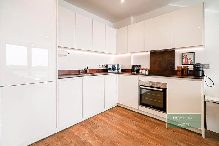 1 Bedroom Flat For Sale In Central House, Eagle Way, Great Warley, CM13