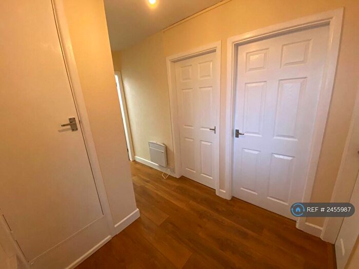 1 Bedroom Flat To Rent In Warwick House, Kenilworth, CV8