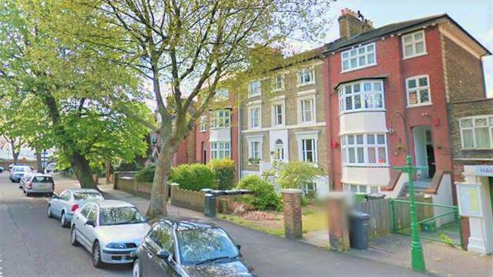 Flat To Rent In Devon House, South Road, Forest Hill, London, SE23