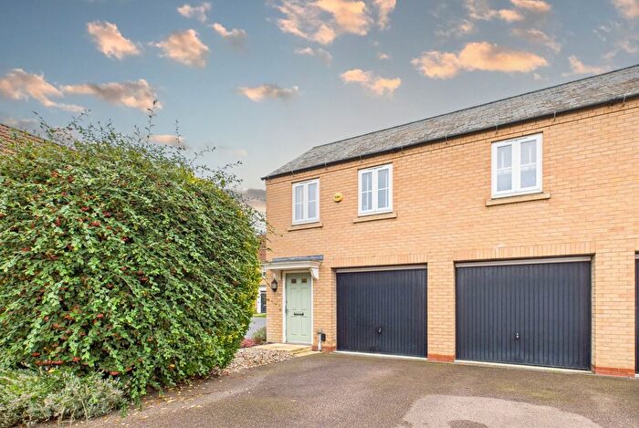 2 Bedroom Maisonette For Sale In Ox Meadow, Bottisham, CB25