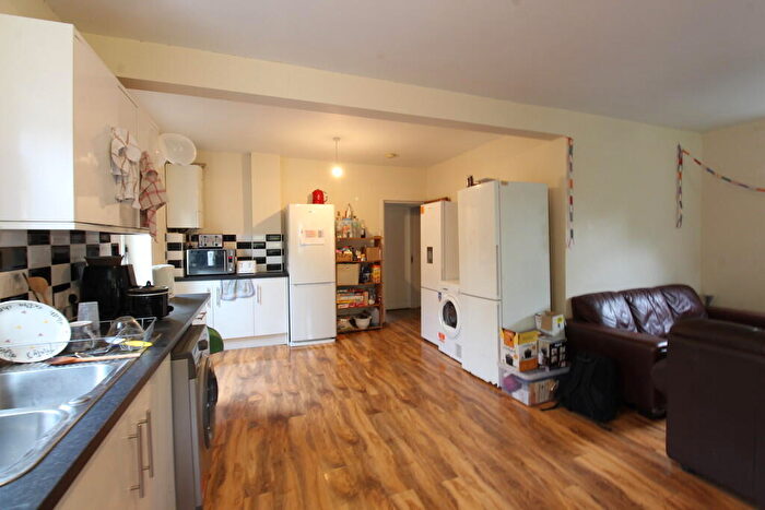 7 Bedroom Barn Conversion To Rent In Upper Shaftesbury Avenue, Southampton, SO17