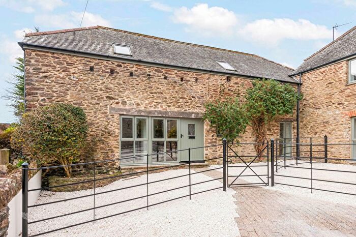 3 Bedroom End Of Terrace House For Sale In Pigeon Loft, Great Cotton Farm, Dartmouth, TQ6