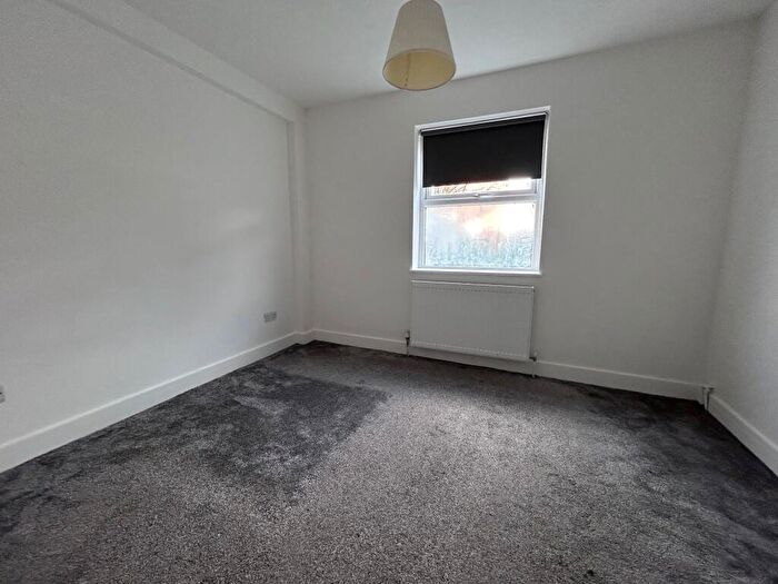 1 Bedroom Apartment To Rent In Ashton Road, LU1