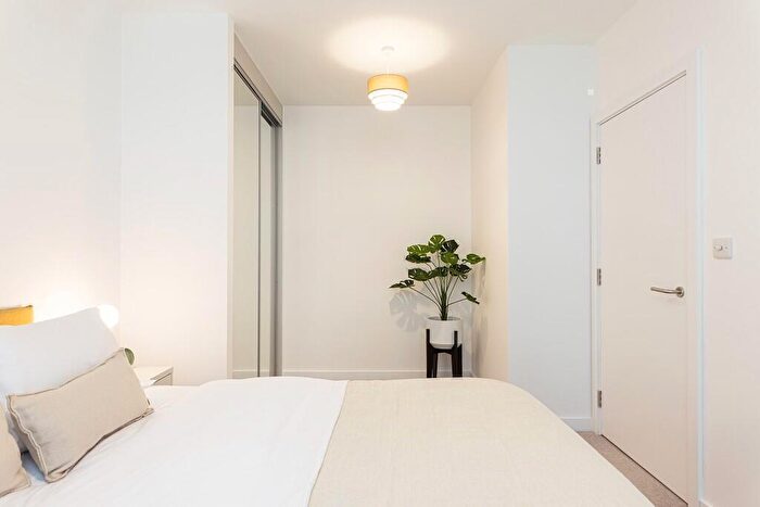 1 Bedroom Apartment To Rent In One Bedroom Apartment The Almere, MK9