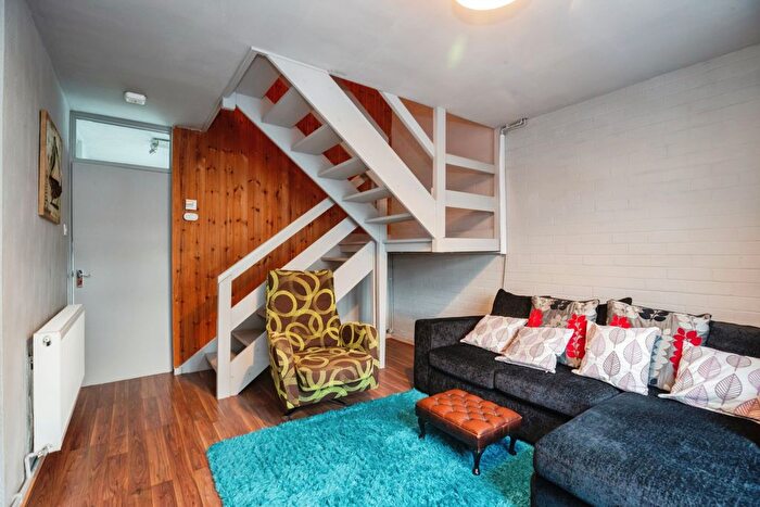 3 Bedroom End Of Terrace House For Sale In Bexhill Road, Ingol, Preston, Lancashire, PR2
