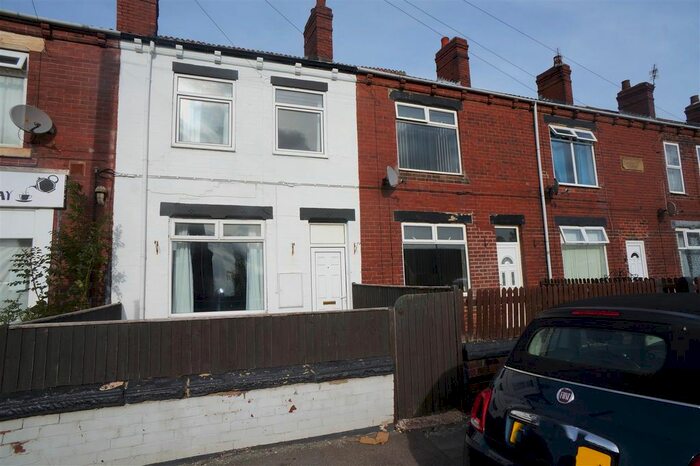 3 Bedroom Terraced House For Sale In Whinney Lane, Streethouse, Pontefract, WF7
