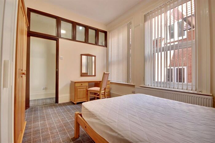 2 Bedroom Apartment To Rent In Festing Road, Southsea, PO4