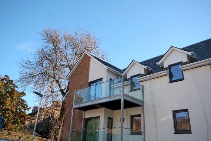 2 Bedroom Flat To Rent In Roseangle, West End, Dundee, DD1