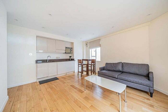 1 Bedroom Flat To Rent In Sloane Avenue, Chelsea, London, SW3