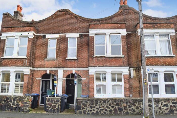 1 Bedroom Maisonette To Rent In Abbey Road, London, SW19