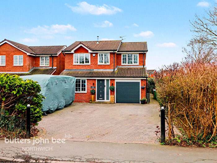 4 Bedroom Detached House For Sale In Linnards Lane, Northwich, CW9