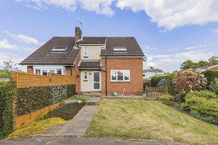 4 Bedroom Semi-Detached House For Sale In Vicarage Causeway, Hertford Heath, SG13