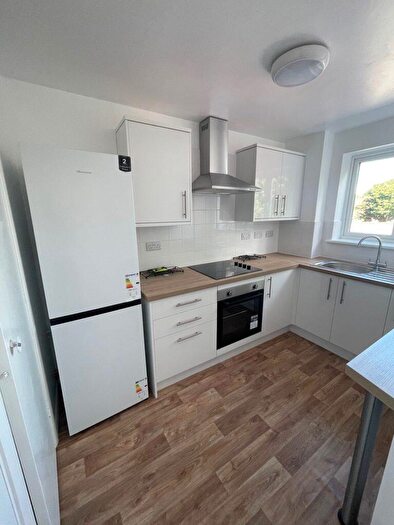 1 Bedroom Flat To Rent In Millhaven Close, Chadwell Heath, Essex, RM6
