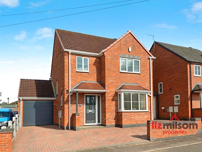 3 Bedroom Detached House For Sale In The Crest, Linton, DE12