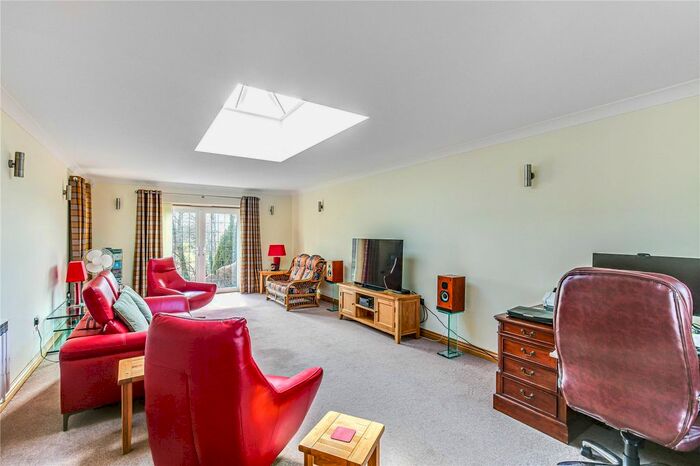 5 Bedroom Detached House For Sale In Beechwood Lane, Warlingham, Surrey, CR6