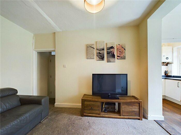 1 Bedroom Flat For Sale In Ash Grove, London, SE20