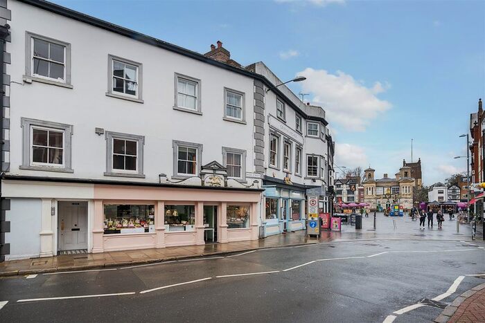 1 Bedroom Flat To Rent In Market Place, Kingston Upon Thames, KT1