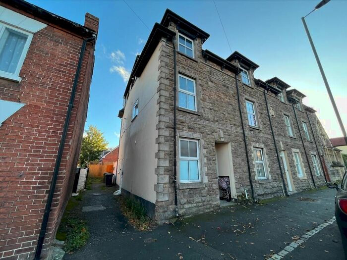 1 Bedroom Flat To Rent In Bargates, Leominster, HR6