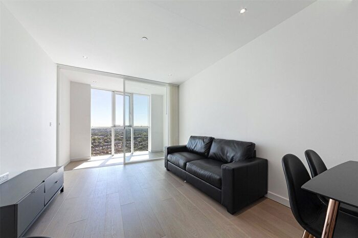 1 Bedroom Flat To Rent In Sky Gardens, Wandsworth Road, Nine Elms, London, SW8