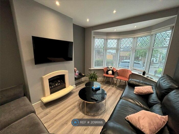 3 Bedroom Terraced House To Rent In Walwyn Avenue, Bromley, BR1