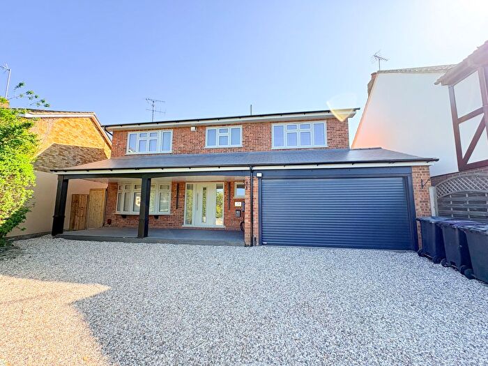 4 Bedroom Detached House To Rent In Folly Lane, Hockley, SS5