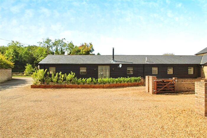 3 Bedroom Bungalow To Rent In Thurleigh Road, Bolnhurst, Bedford, Bedfordshire, MK44