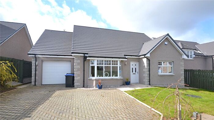 3 Bedroom Detached Bungalow To Rent In Hillview Court, South Road, Insch, AB52