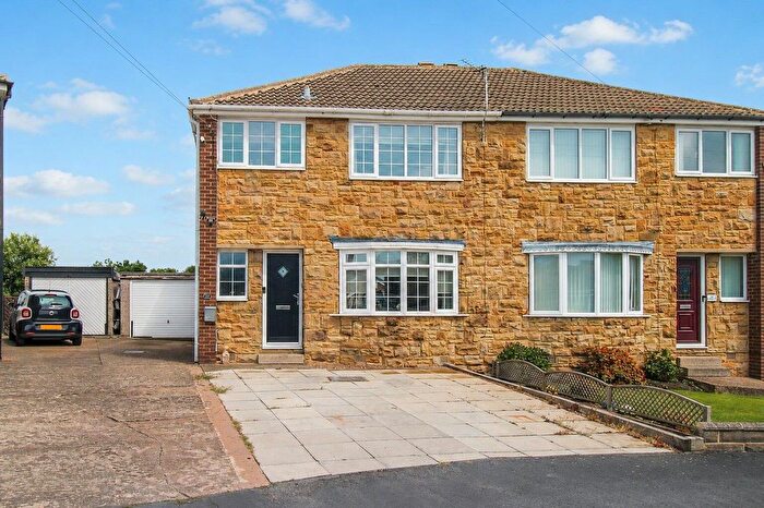 3 Bedroom Semi-Detached House For Sale In Grove Park, Calder Grove, Wakefield, WF4