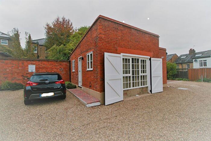 1 Bedroom Cottage To Rent In Vaughan Road, Harrow, HA1