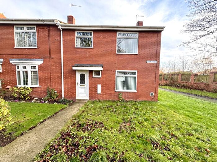 3 Bedroom End Of Terrace House For Sale In Park View, Peterlee, County Durham, SR8