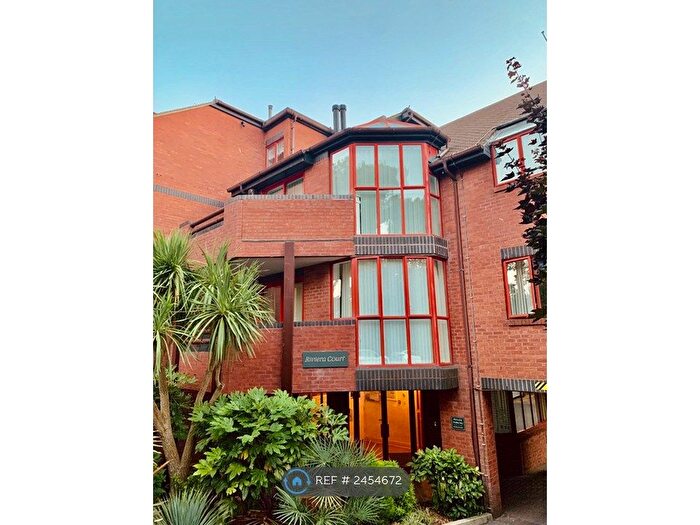 3 Bedroom Flat To Rent In The Esplanade, Canford Cliffs, BH13