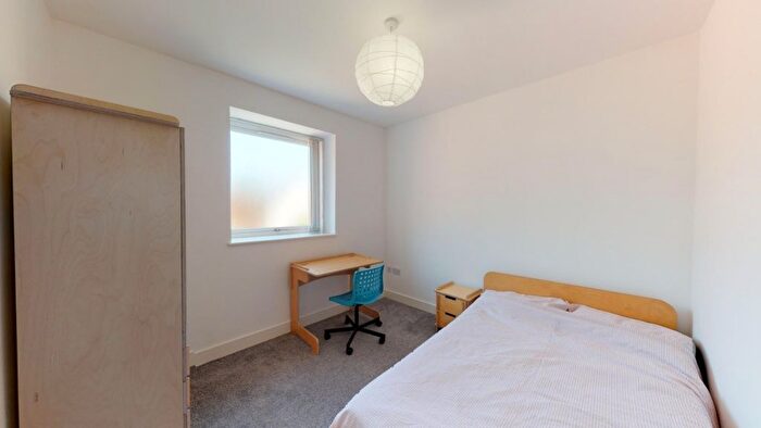 3 Bedroom Semi-Detached House To Rent In Kilbourn Street, Nottingham, NG3