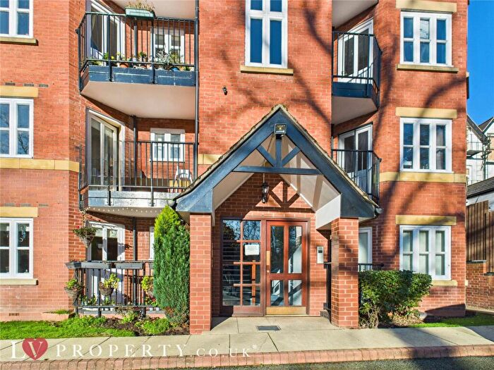 2 Bedroom Apartment To Rent In Hagley Road, Birmingham, West Midlands, B17