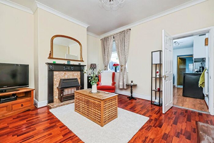 3 Bedroom Terraced House For Sale In Loscoe Road, Heanor, DE75