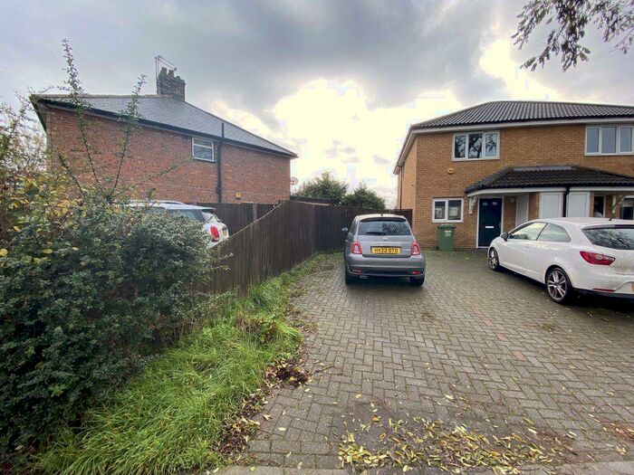 2 Bedroom Semi-Detached House To Rent In Gordon Avenue, Woodston, PE2