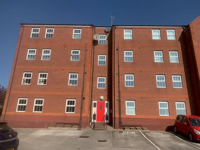 2 Bedroom Flat To Rent In Canning Mews, Park Road, Ilkeston, DE7