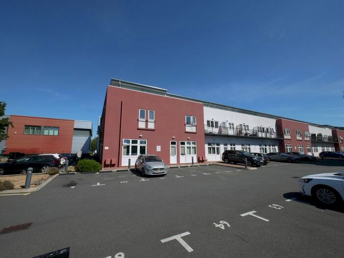 1 Bedroom Flat To Rent In Dwight Road, Watford, WD18