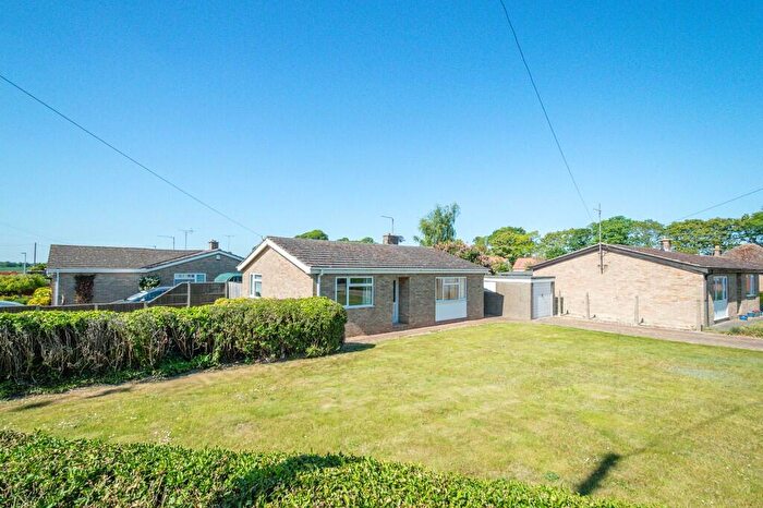 2 Bedroom Detached Bungalow For Sale In Isleham, Cambridgeshire, CB7
