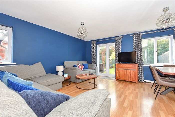 3 Bedroom End Terrace House For Sale In Roman Way, Boughton Monchelsea, Maidstone, Kent, ME17