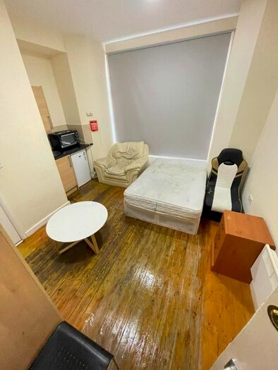 Studio To Rent In Springfield Road, London, E5