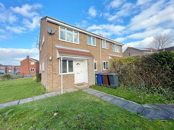 1 Bedroom Semi Detached House For Sale In Sycamore Road, Barlby, Selby, YO8