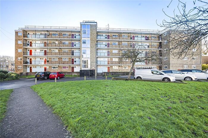1 Bedroom Flat For Sale In Cortis Road, London, SW15