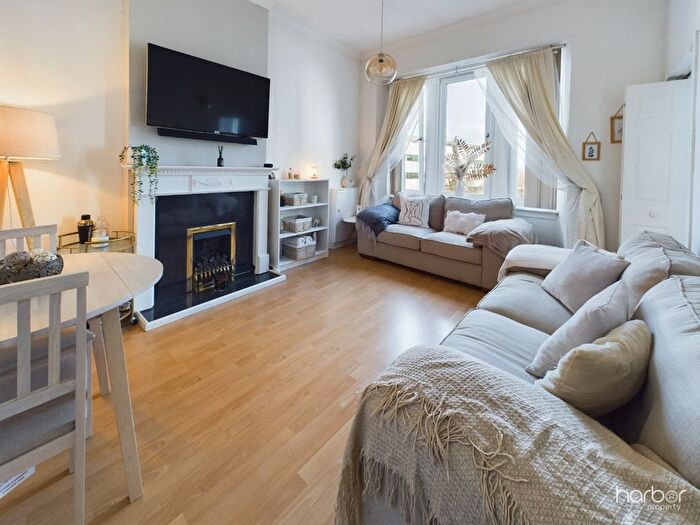 1 Bedroom Flat For Sale In Main Street, Cambuslang, Glasgow, South Lanarkshire, G72