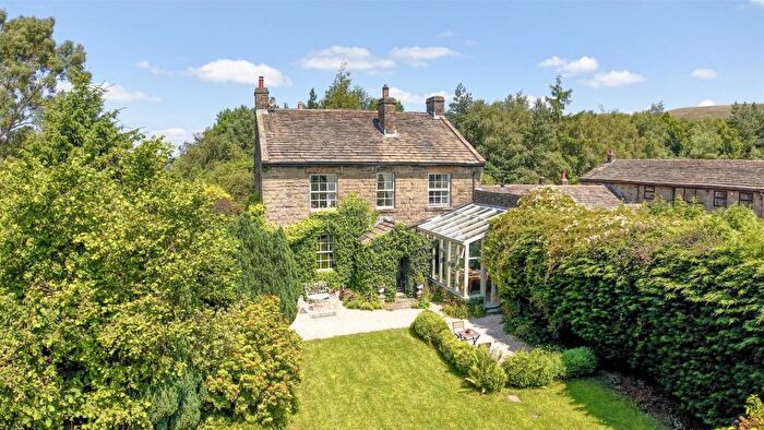 4 Bedroom Link Detached House For Sale In Top O' Th' Lea Farm, Bury Old Road, Turn Village, Ramsbottom, BL0