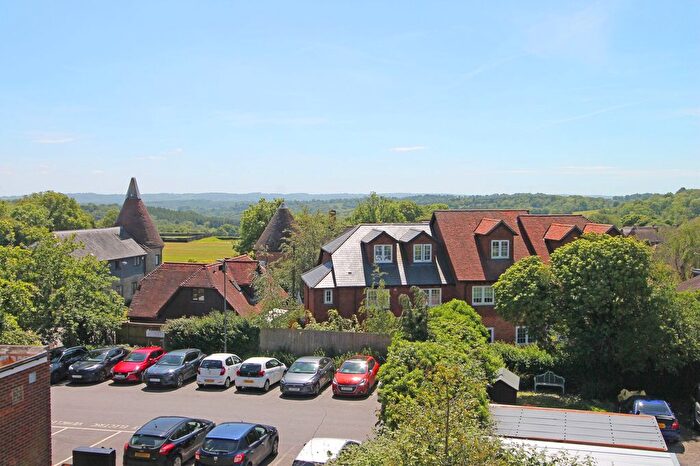3 Bedroom Maisonette For Sale In High Street, Wadhurst, TN5