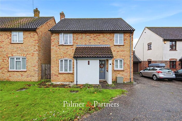 4 Bedroom Detached House For Sale In St. Fabians Drive, Chelmsford, Essex, CM1