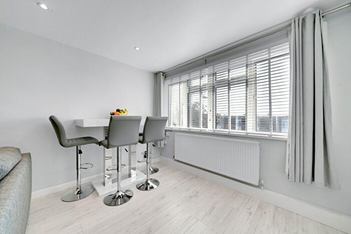 1 Bedroom Flat For Sale In Blaydon Close, Northumberland Park, London, N17